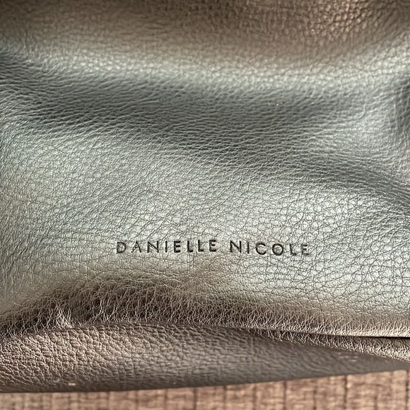 Danielle Nicole Harry Potter Bolt Backpack - Picture 5 of 7